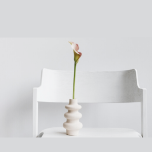 Ivory Ripple Table Decor